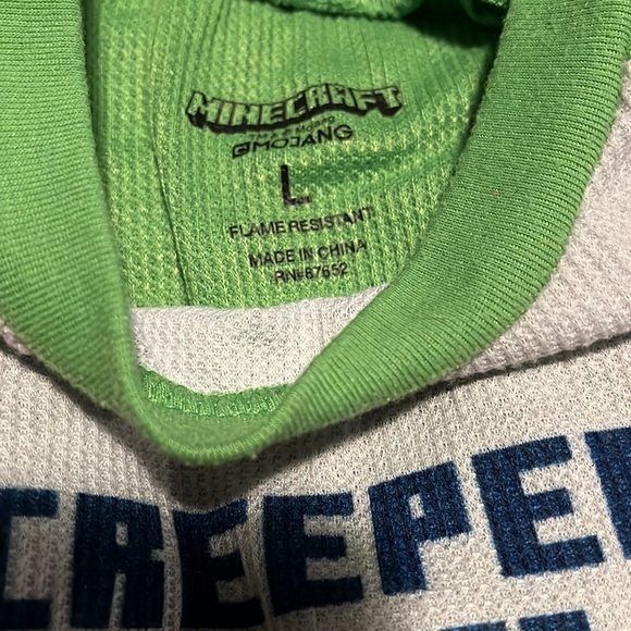 Minecraft Fleece Jammies- Size L - Picture 2 of 6